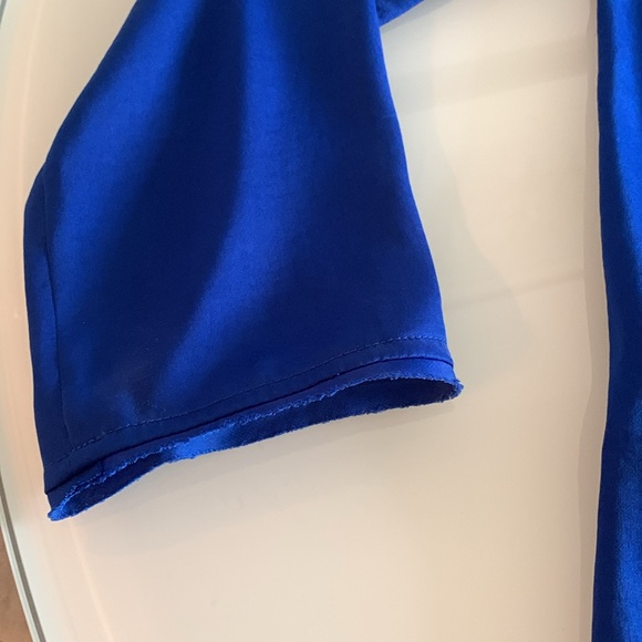 BCBG royal blue top, size small. - Picture 8 of 11